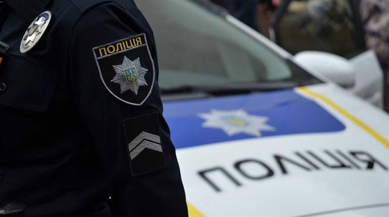 Новорічна ніч у Жмеринці пройшла спокійно: лише 17 звернень до поліції