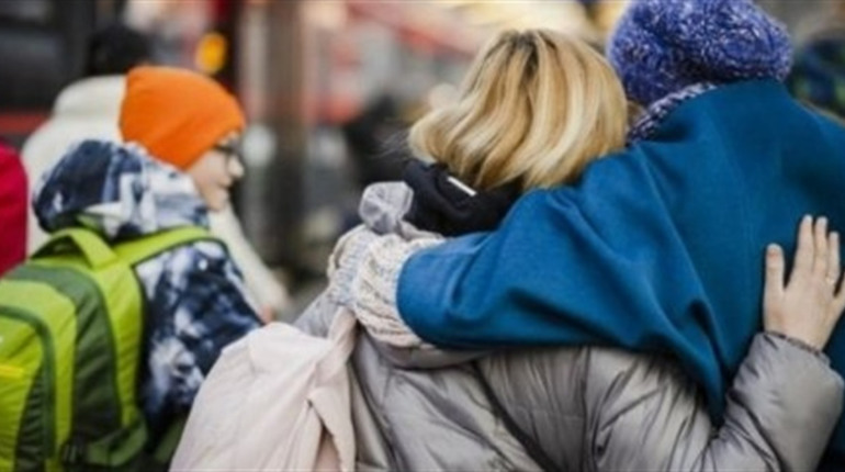 Все менше українських біженців планують повертатись додому