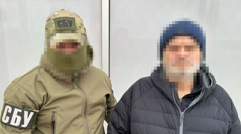 У Херсоні затримали подружжя: коригували атаки рф та закликали до захоплення міста
