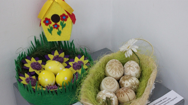 Понад 260 шедеврів: у Шосткинському краєзнавчому музеї відкрили «Писанковий розмай»