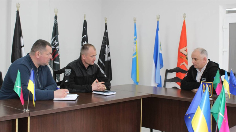 У Менській громаді обговорили посилення безпеки та співпрацю з поліцією охорони