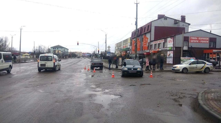 Автопригода у Сарнах: постраждав неповнолітній 