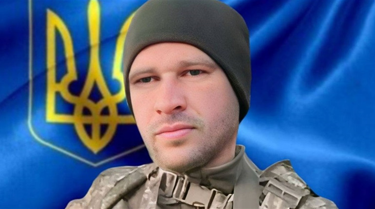 На щиті повертається Захисник України Віталій Бубнов з Дмитрівської громади