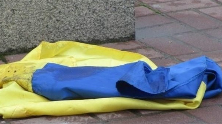 На Черкащині перед судом постане юнак, який скоїв наругу над могилою військовослужбовця