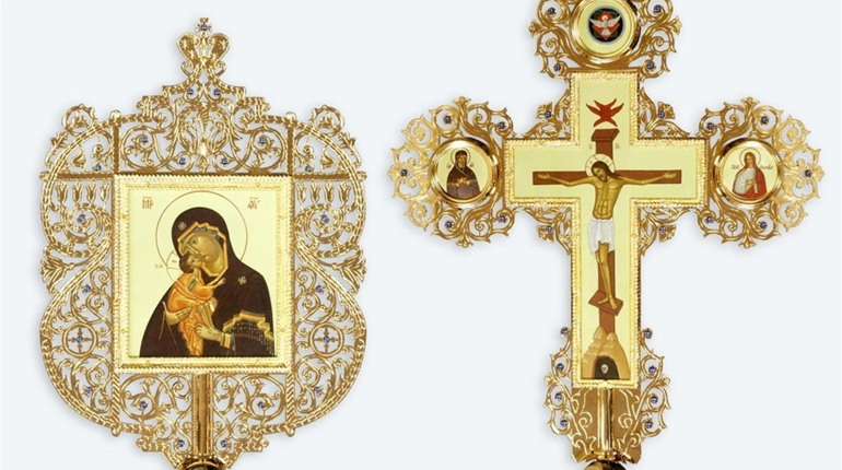 Символическое значение запрестольного креста и иконы