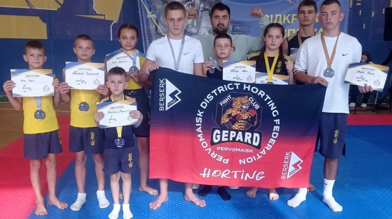 Первомайська команда здобула 9 призових місць на чемпіонаті з хортингу у Києві