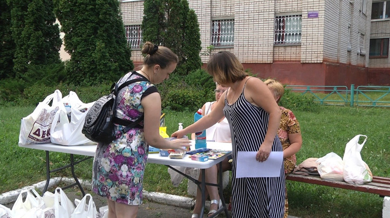В Умані 21 родина, де виховують дітей з інвалідністю, отримала гуманітарні набори