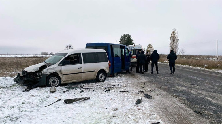 У Вараському районі сталося ДТП – травмувалося четверо осіб