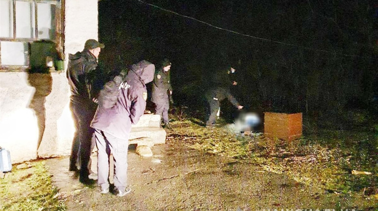 У Вознесенському районі чоловік цеглиною до смерті побив односельця