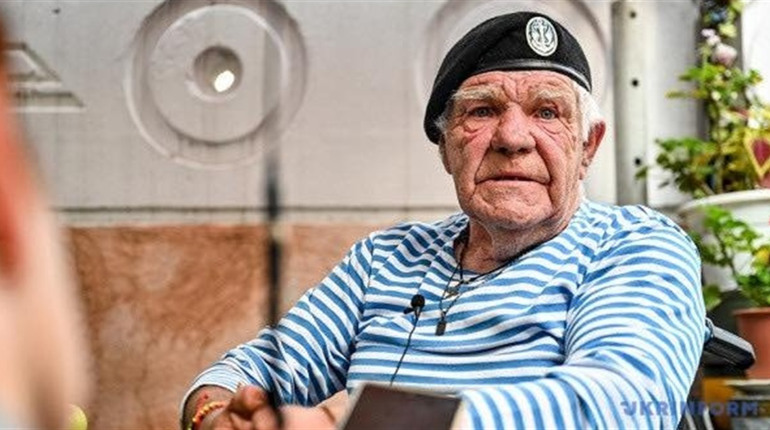 Невтомний волонтер, Герой України, всім відомий нам Дядя Гриша знову завітав до нашого міста!!!