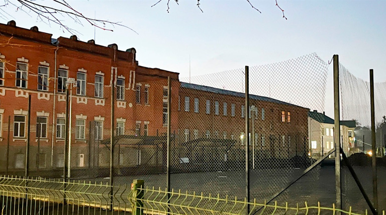 Скільки учнів навчаються у школах Барської громади