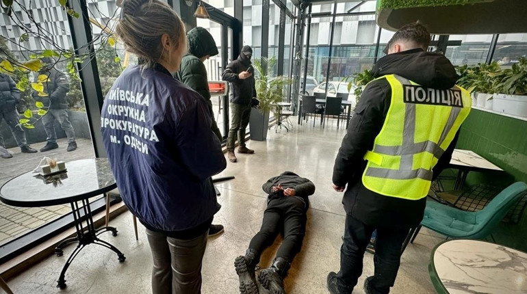 Обіцяли відстрочку через «зв’язки» в ТЦК: в Одесі судитимуть двох чоловіків