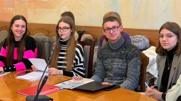 Пишаємося успіхами талановитих учнів та їхніх наставників