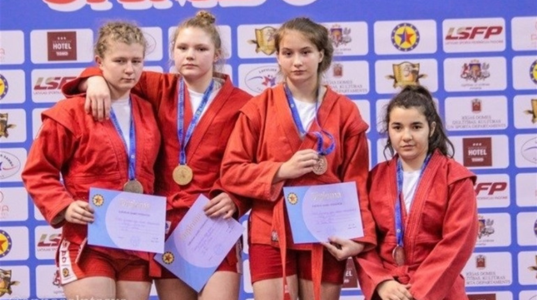 Самбістка зі Сватового виборола срібло на чемпіонаті Європи серед кадетів у Литві