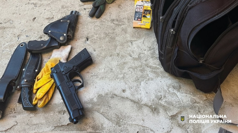 У Херсоні затримали двох чоловіків, які обкрадали квартири жителів мікрорайону «Корабел»