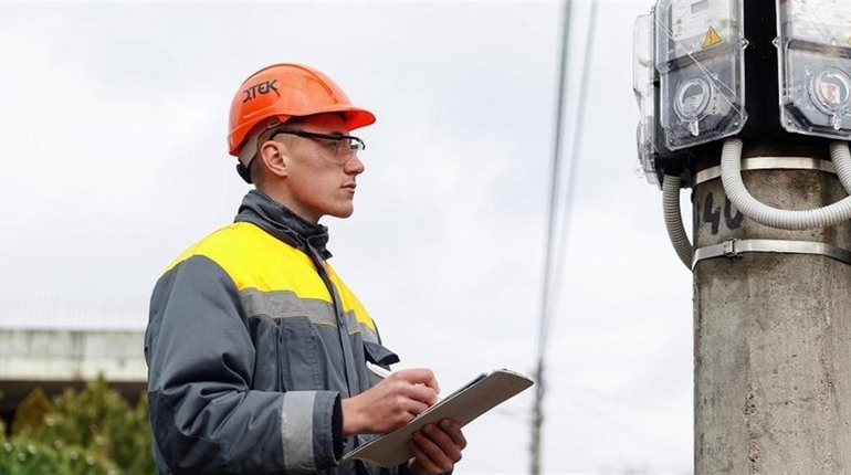 Як відрізнити контролера Одеських електромереж від шахрая: роз’яснення інциденту в Біляївці