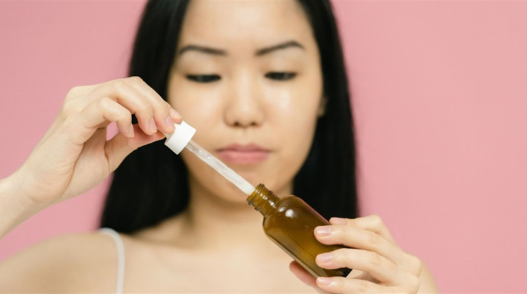 Нові формули сироваток із гліколіпідами для відновлення шкіри