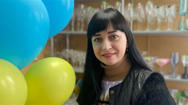 Найбільша новорічна кулька в Корюківці продається в магазині «Фея»