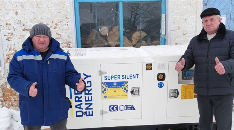 Асоціація міст України та Тайвань передали Полонській громаді генератор