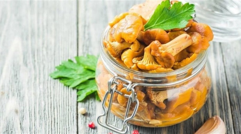 Рецепт дня: мариновані лисички