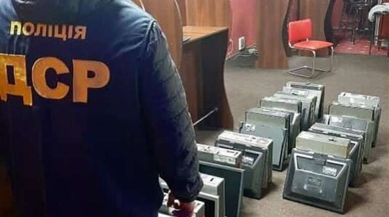 На Херсонщині викрили підпільний гральний заклад, — Нацполіція