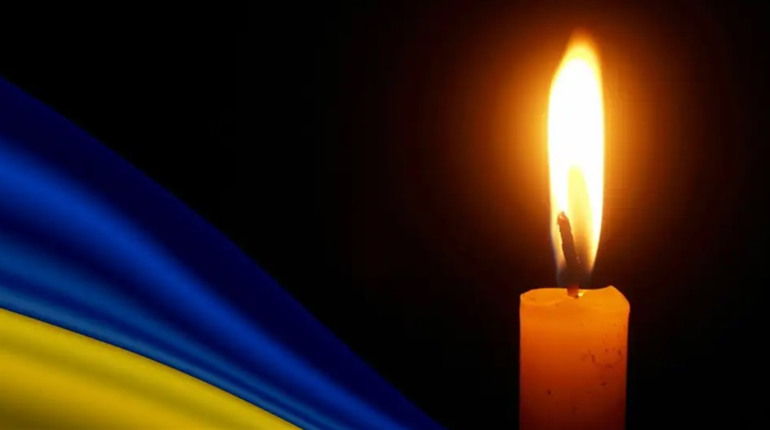 У Шостці відбулась траурна церемонія: прощались із двома захисниками