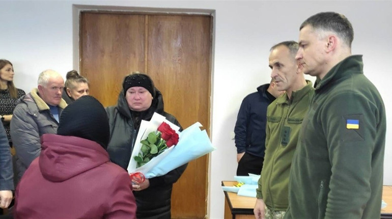 У Сарнах посмертно нагородили дев’ятьох захисників