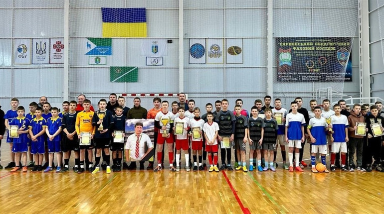 Турнір пам’яті Василя Пістоля: у Сарнах змагалися юні футболісти