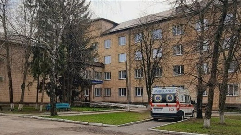 Не виїжджаємо під час тривоги: як працює «швидка» на Гадяччині в умовах воєнного стану
