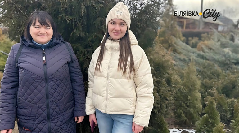 Замість овочів засадили город хвойними: декоративний сад родини Кудлай з Маяк став сімейною справою