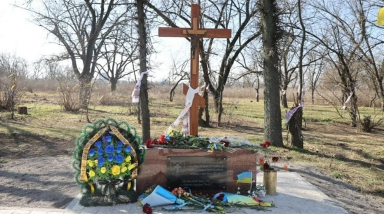 Загиблі у Бузковому парку захисники Херсона удостоєні державних нагород