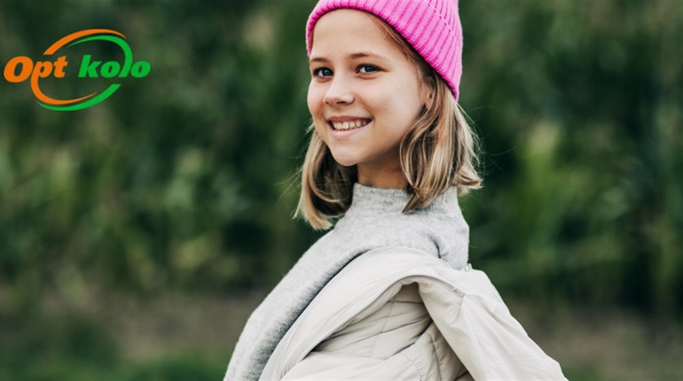 Закупляємо дитячий одяг оптом на холодний сезон: які моделі must have для вашого магазину?