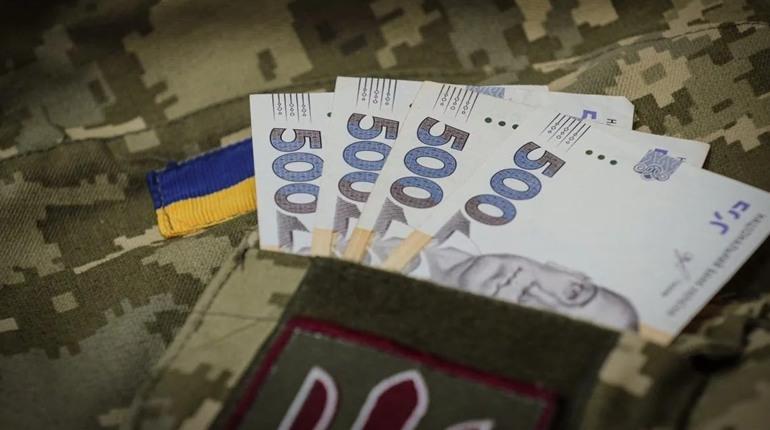 Виплати за військовополонених та зниклих безвісти: родинам платитимуть лише частину грошей