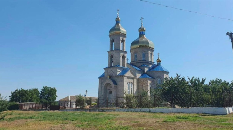 У Дніпрянах окупанти влаштували пункт дислокації на території церкви