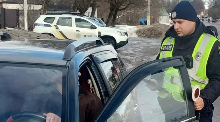 В січні на Чернігівщині зафіксовано 224 ДТП: 6 осіб загинули, 54 постраждали