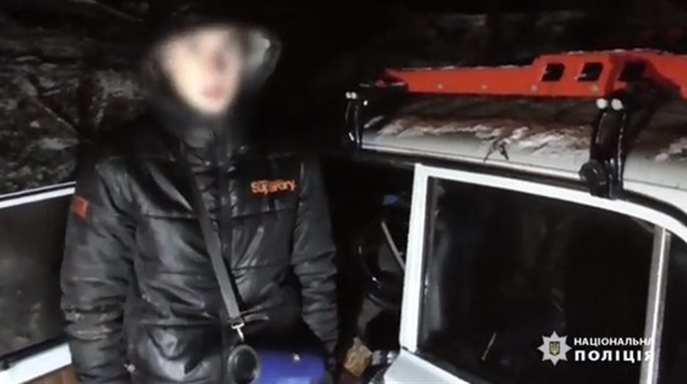 Підліток викрав автомобіль в с. Богданівка і заховав його в лісі
