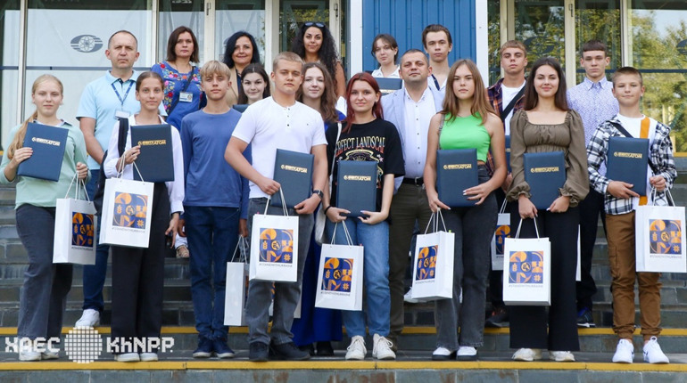 На ХАЕС відбулась екскурсія для учнів призерів обласної інтернет-олімпіади з математики