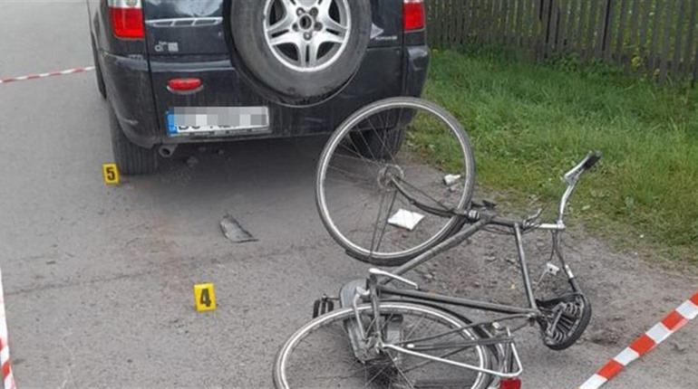 У селі Острів внаслідок наїзду автомобіля загинув 63-річний велосипедист