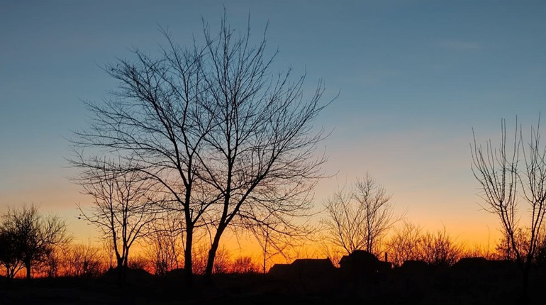 Дощі, тумани та перші приморозки: погода у Первомайську в першій декаді грудня