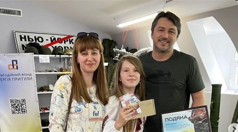 Сергій Притула подякував дівчинці зі Звягеля Тетяні Портянко за допомогу у зборі грошей на ЗСУ