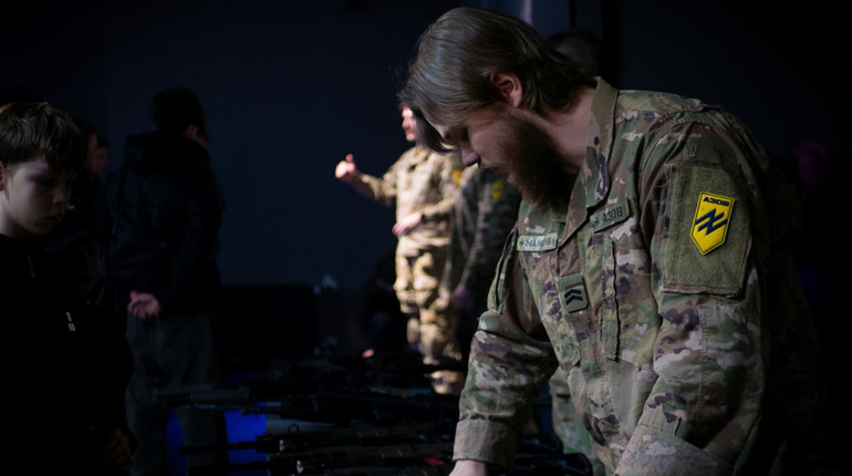 У Полонному відкрили осередок молодіжного об'єднання «Бастіон»