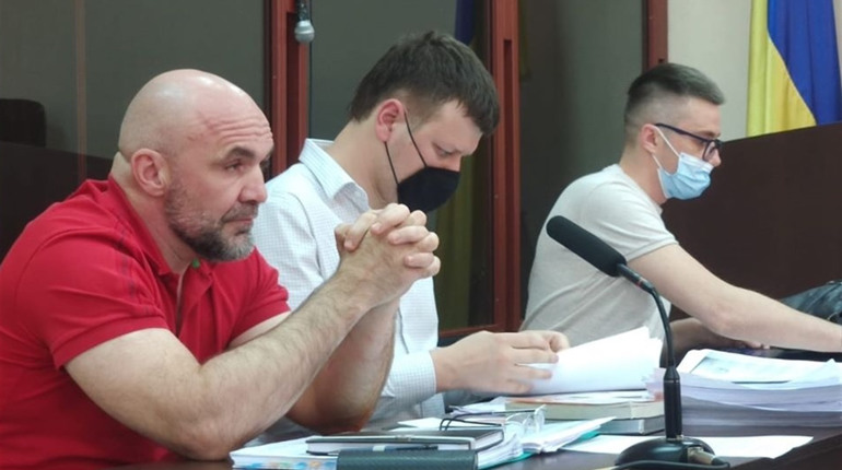 Мангера затримали, за його крісло вже торгуються