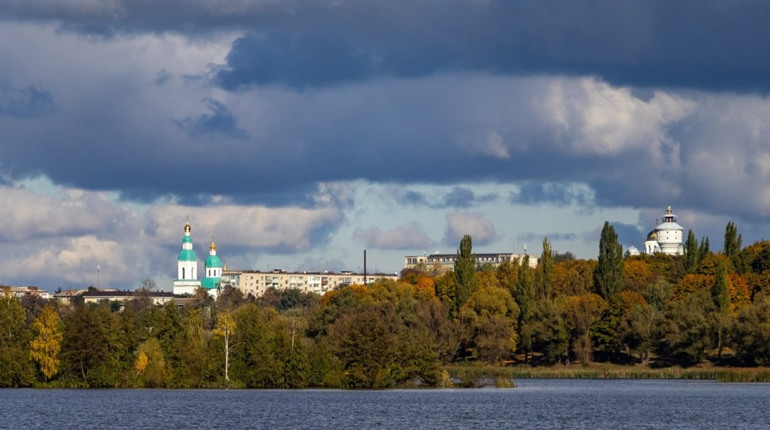 Фоторепортаж. Прогулянка Глуховом у барвах осені