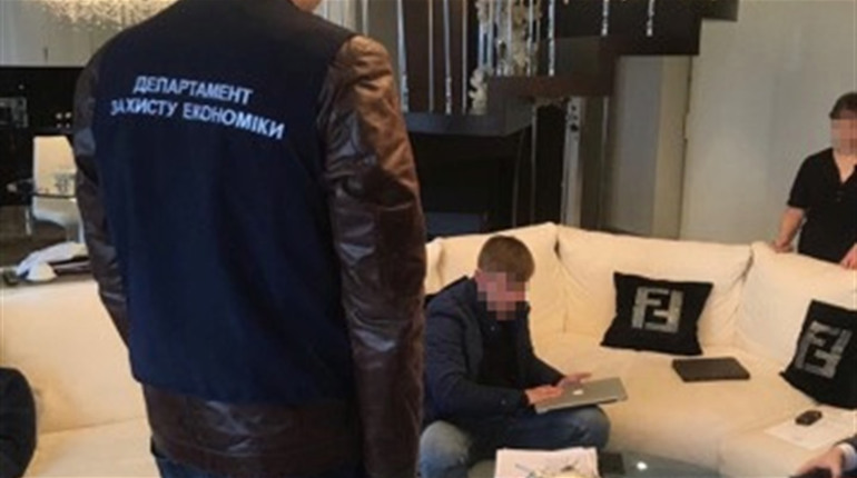 Підрядник вкрав 14 мільйонів гривень на будівництві казарм для новоградських військових