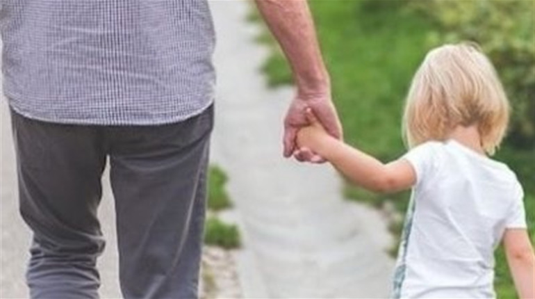 В Біляївському суді двоє неповнолітніх дітей відмовились від своєї матері 