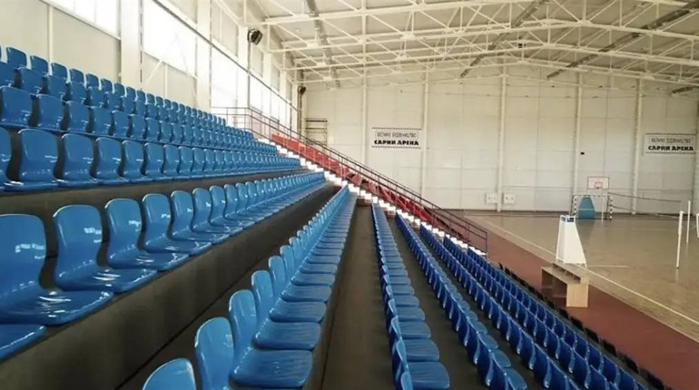 Найкращі гравці України зіграють у флорбол у Сарнах