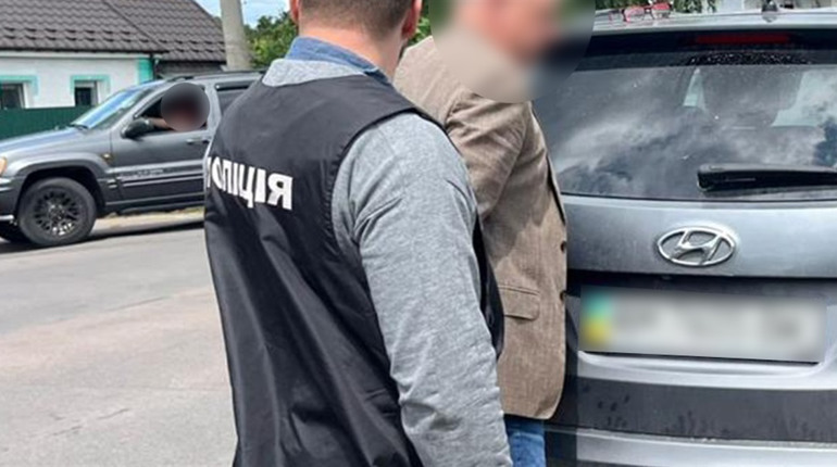 Мера міста на Житомирщині поліцейські затримали на хабарі
