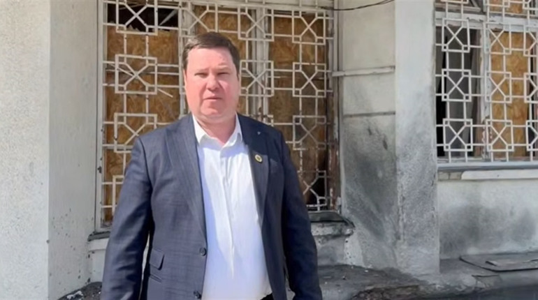 У Новій Каховці безпілотник атакував будівлю окупаційної “адміністрації”