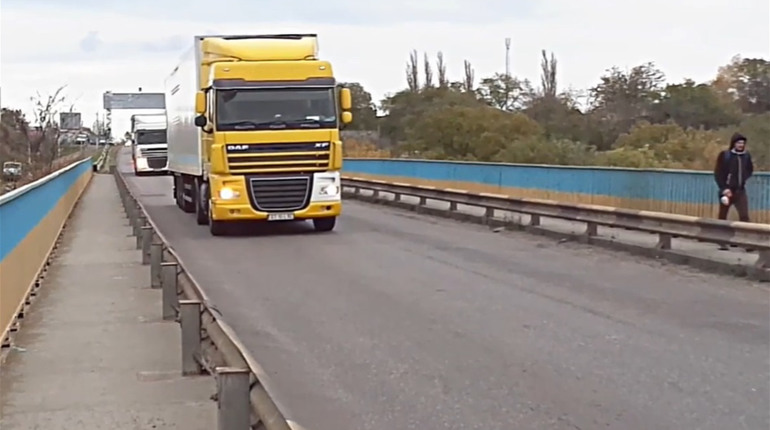 Міст через Дністер в Маяках аварійний? Як це коментує Служба автомобільних доріг в Одеській області