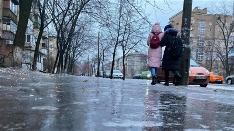 Увага, ожеледиця: в 23 областях оголошено жовтий рівень небезпеки